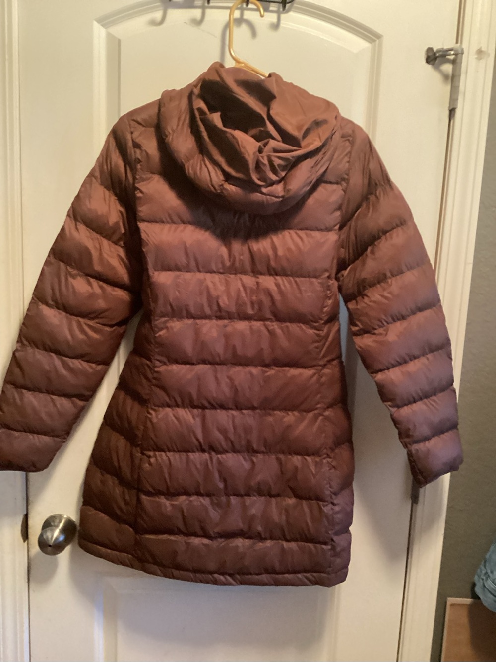 Amazon Essentials Brown Quilted Hooded Puffer Jacket - Picture 7 of 8
